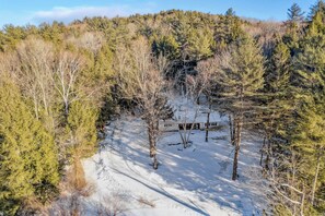 Exterior - Charming Ranch in the Woods - Woodstock Way (Woodstock)