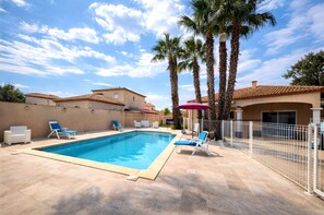 Pool - Beautiful villa for 10 people (Sauvian)