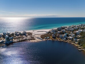 Beach nearby - Easy on Eastern Lake | Pet Friendly Luxury Townhome (Santa Rosa Beach)