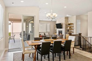 Dining - Double Retreat: Paradise Village Waterpark, Lazy Rive (Santa Clara)