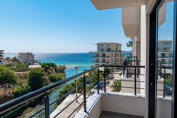 Deluxe Apartment | Balcony view
