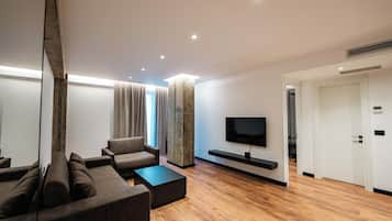 1 habitación, sistema de insonorización, wifi gratis y ropa de cama