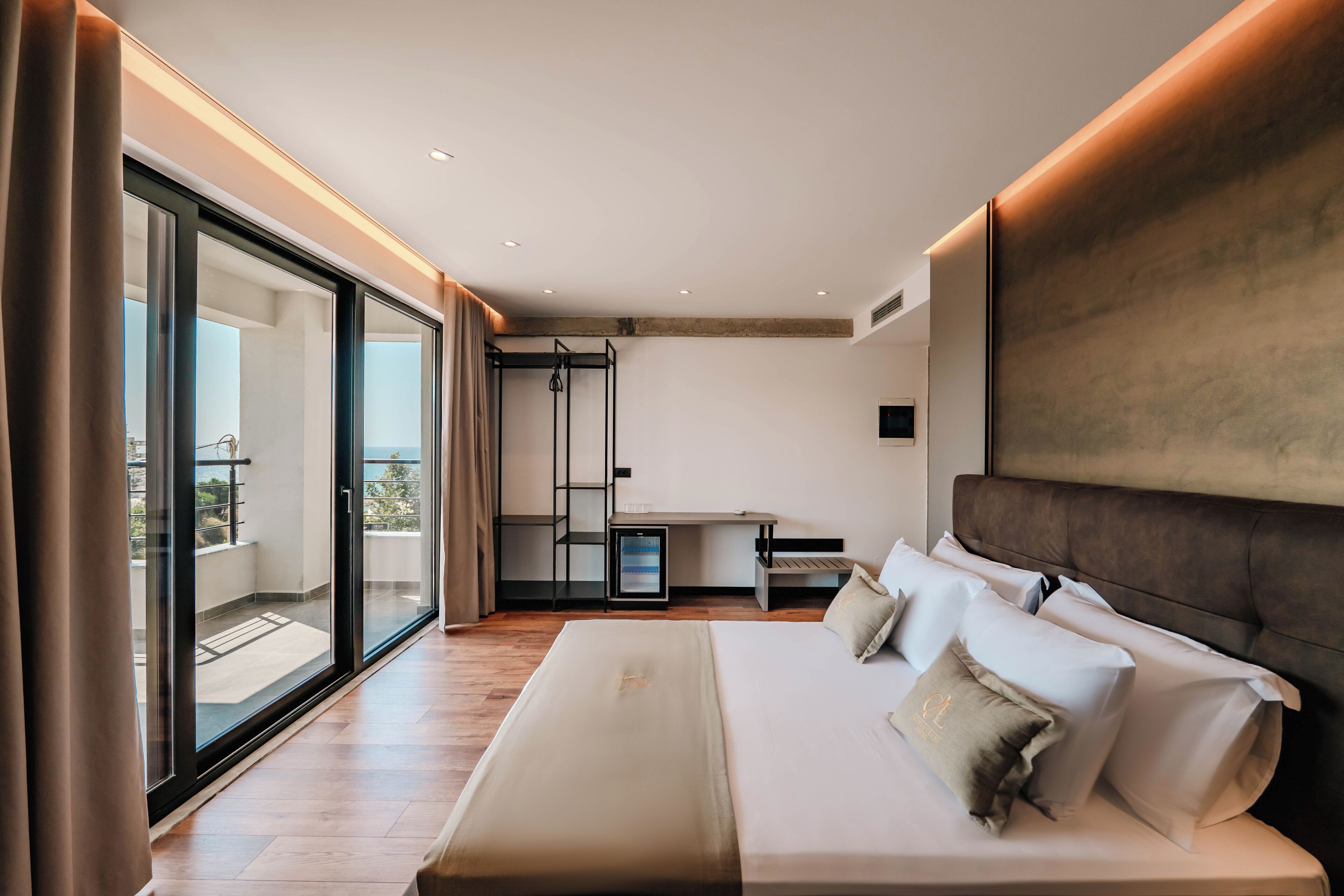 Sistema de insonorización, wifi gratis y ropa de cama 