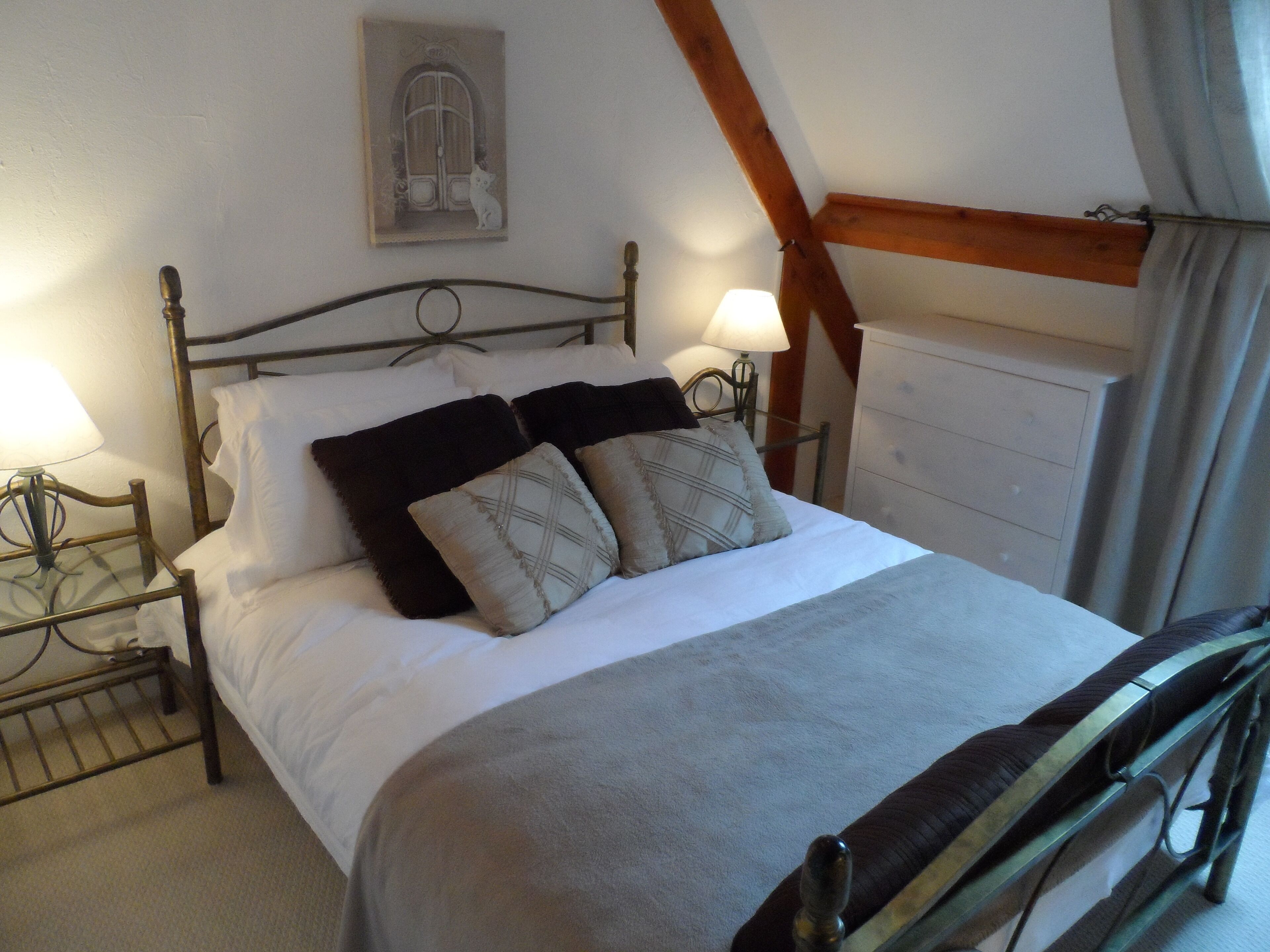 3 chambres, fer et planche à repasser, lit parapluie, Wi-Fi gratuit