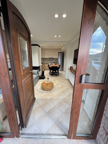 Armonia Suites Livadi Arachovas