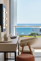 Junior szoba kétszemélyes ággyal, erkély, kilátással a tengerre | Kilátás a szobából