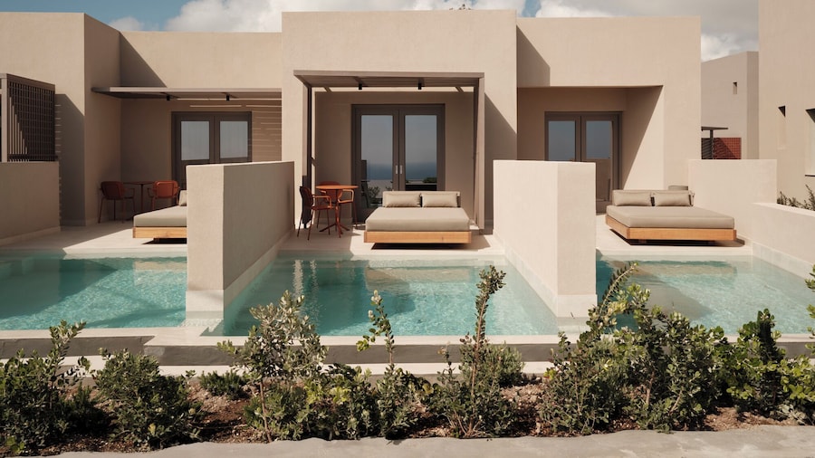 Enarma Suites & Spa Wellness Retreat