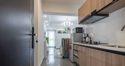 Erica Suites - Riverside 1BR Apartments