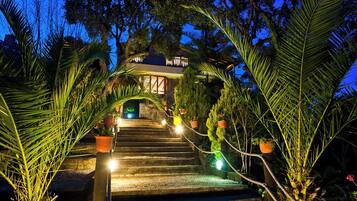 Jardines del alojamiento