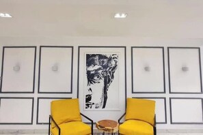 Interior - 3bed/WI-FI/24/7 Electricity Banana Island Road (Lagos)