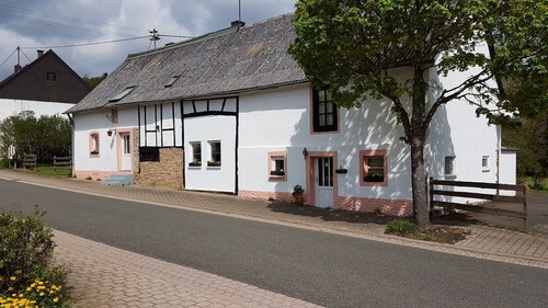 Beautiful apartment located in a Fachwerk style farmhouse in the Hünsruck Hochwald