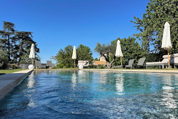 Piscine extérieure (ouverte en saison)