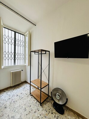 Interior detail - Prime Rooms Verdi (Florence)