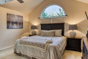 3 chambres, fer et planche à repasser, accès Internet, draps fournis