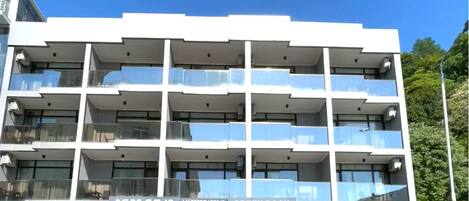 Façana frontal de l'allotjament