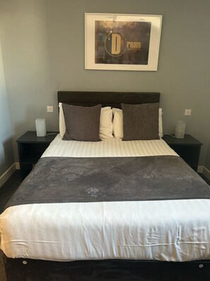 1 bedroom, iron/ironing board, travel crib, free WiFi