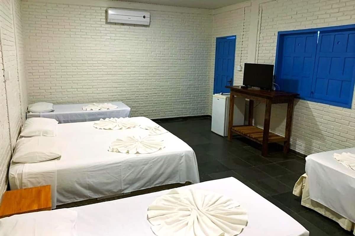 家庭房, 花园景观 | 免费 WiFi、床单