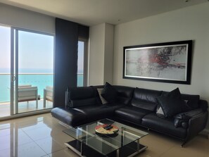 Apartment, Sea View | Living area -  H2 Bocagrande Vista al Mar-Bahía (Cartagena)