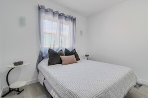 2 bedrooms, iron/ironing board, WiFi, bed sheets - Home2Book Vibrant Maspalomas Stay, Pool & Terrace (Maspalomas)