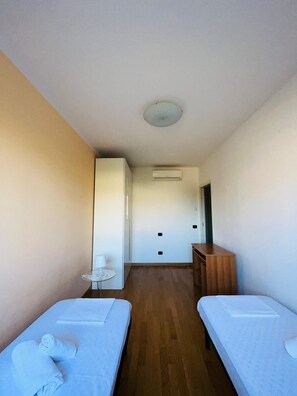 Interior detail - Nice Residence (Florence)