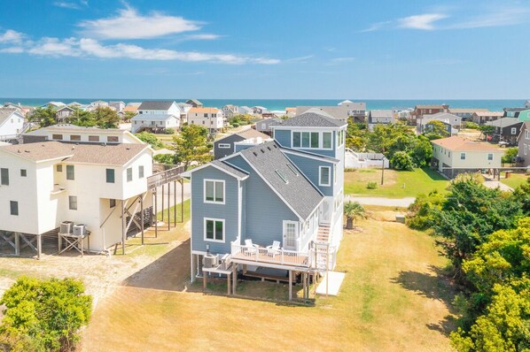 Exterior - Gorgeous like-new oceanside home w/ rooftop deck & stunning views! (South Nags Head)