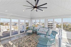 Outdoor dining - Gorgeous like-new oceanside home w/ rooftop deck & stunning views! (South Nags Head)