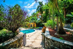 Outdoor pool - ANANA Rancho San Rafael (Ajijic)