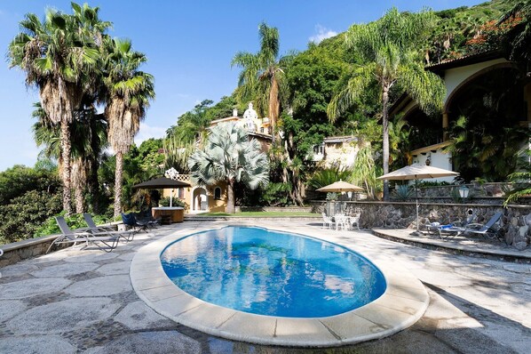 Outdoor pool - ANANA Rancho San Rafael (Ajijic)