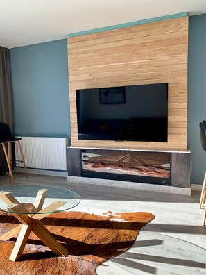 TV connectée, cheminée