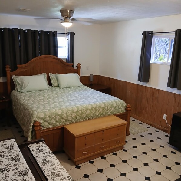 3 bedrooms, WiFi, bed sheets