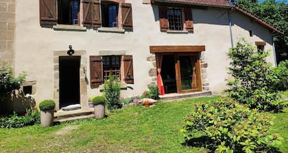Country house near Aubusson! Ideal for families.
