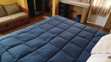 Comfort Room, Garden View | Desk, laptop workspace, free WiFi