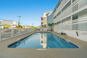 Utomhuspool