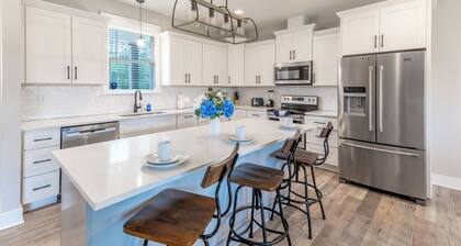 Haven On Old Bunn 3 BR/2.5 BA Home with Pond Access only 20 minutes from Raleigh