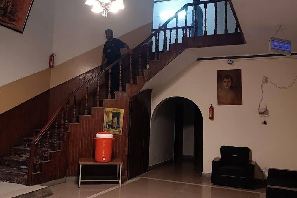 M M palace Guest House