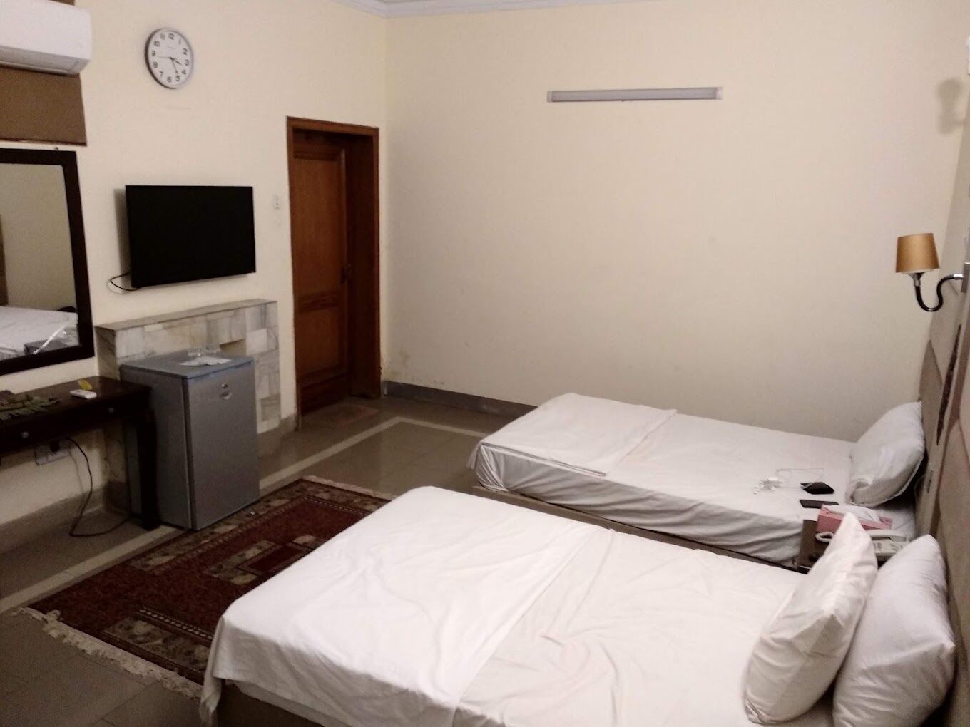Deluxe Double Room, City View | Soundproofing, iron/ironing board, free WiFi