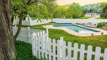 Piscina externa, piscina aquecida