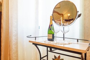 Villa, Terrasse, Gartenblick | 3 Schlafzimmer, Zustellbetten, Bettwäsche