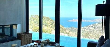 Smart TV, DVD player