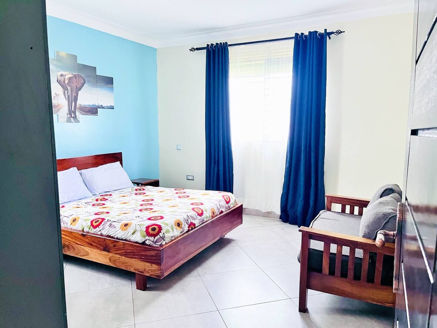 1 chambre, fer et planche à repasser, Wi-Fi, draps fournis