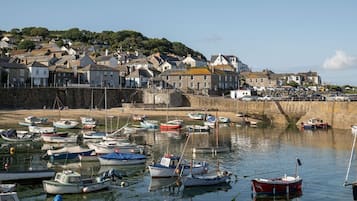 Cottage | Marina