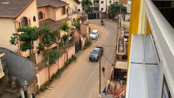 ์๋ฐ ์์ค์์ ๋ณด๋ ์๋ด ์ ๋ง