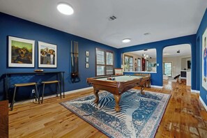 Imagen sin descripción, 4 de 77, botón