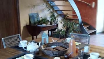 包含每日欧式早餐
