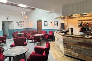 Bar (on property) - Willow at Moorhead Country Holidays near Clovelly North Devon (Bideford)