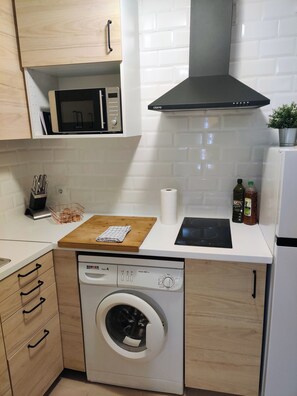 Private kitchen - Complete apartment - City Center - Arenal (Sevilla)