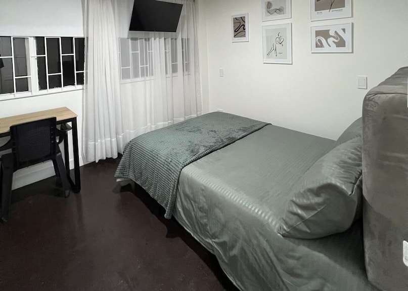 Apartamento En Chapinero Cerca De Atracciones Turísticas, Bares Y Restaurantes - Bogota