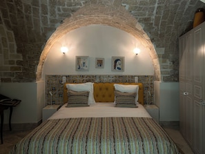 Traditional Suite