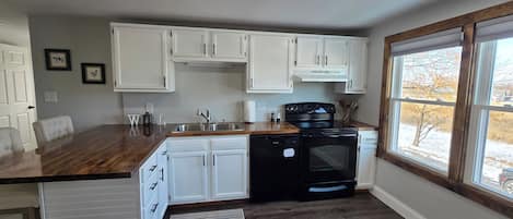 Micro-ondas, fogão, cooktop, lava-louças