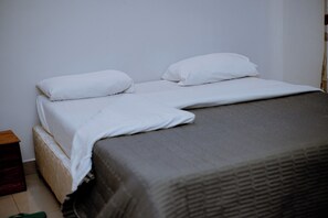 Iron/ironing board, free WiFi - Prestige villa palace (Kigali)